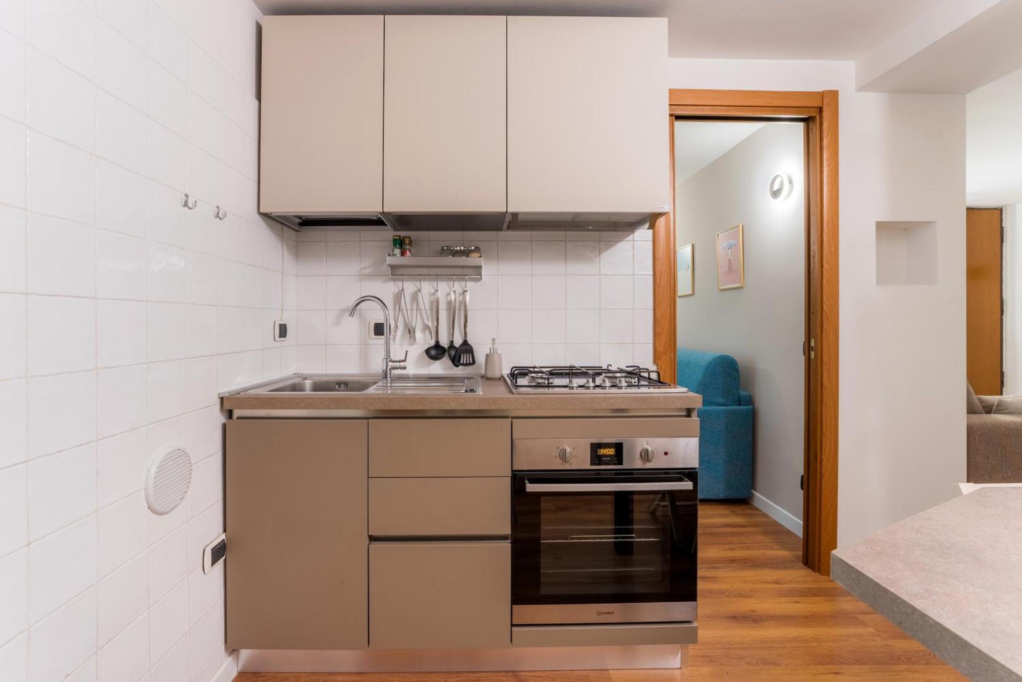 Villafranca Loft, Modern Studio Nearby The Station — Photos 1